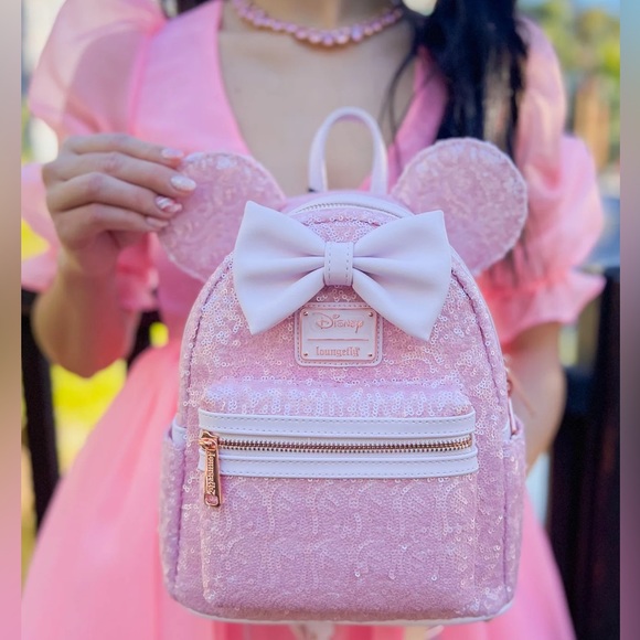 💖 Loungefly COTTON CANDY Pink Minnie Ears Sequin Backpack 💖 - Picture 3 of 5